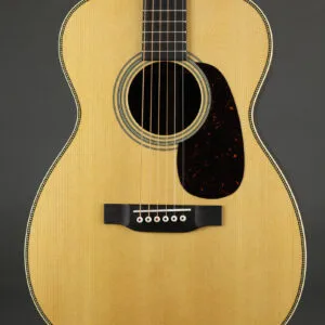 Martin 00-28 Acoustic Guitar – New