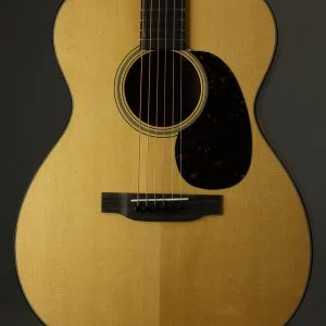 Martin 000-18 Steel String Acoustic Guitar – New