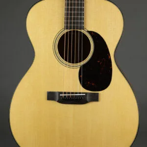 Martin 000-18 Steel String Acoustic Guitar – New