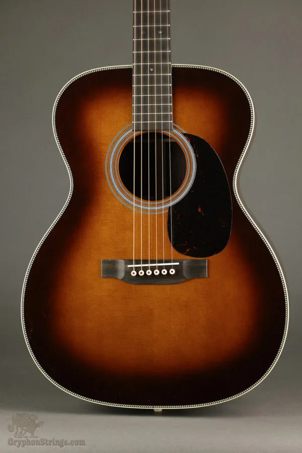 Martin 000-28 (2025) Ambertone Steel String Acoustic Guitar – New