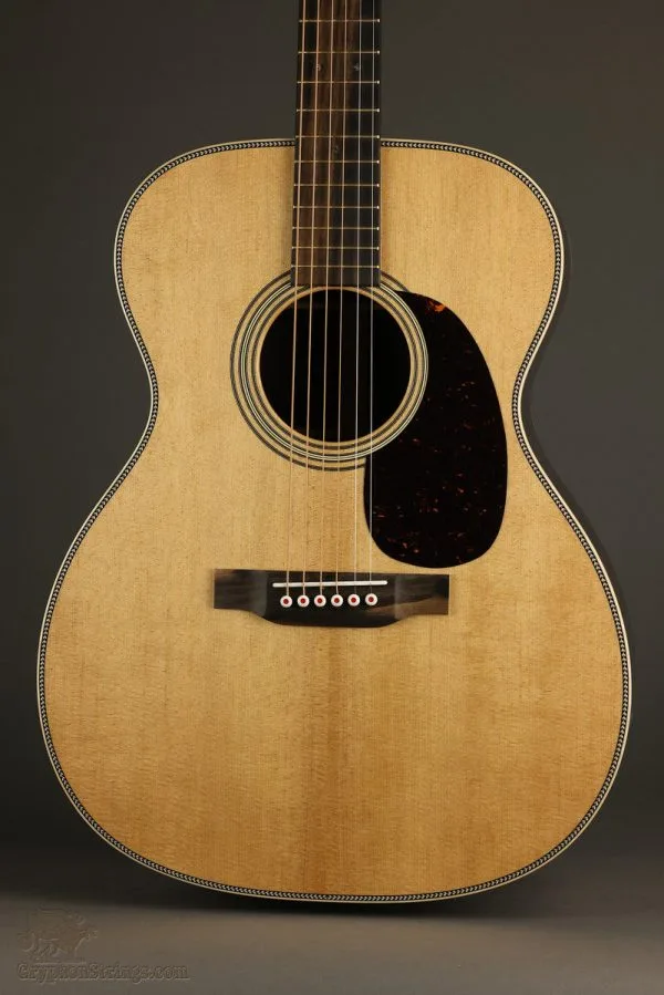 Martin 000-28 Modern Deluxe Steel String Acoustic Guitar – New