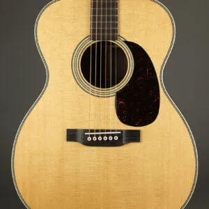 Martin 000-28 Modern Deluxe Steel String Acoustic Guitar – New