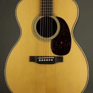 Martin 000-28 Steel String Acoustic Guitar – New