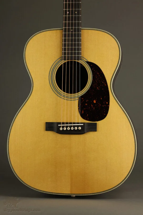Martin 000-28 Steel String Acoustic Guitar – New