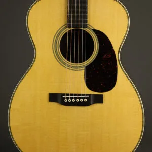 Martin 000-28 Steel String Acoustic Guitar – New