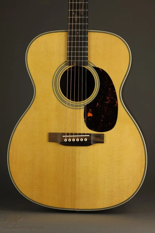 Martin 000-28 Steel String Acoustic Guitar – New