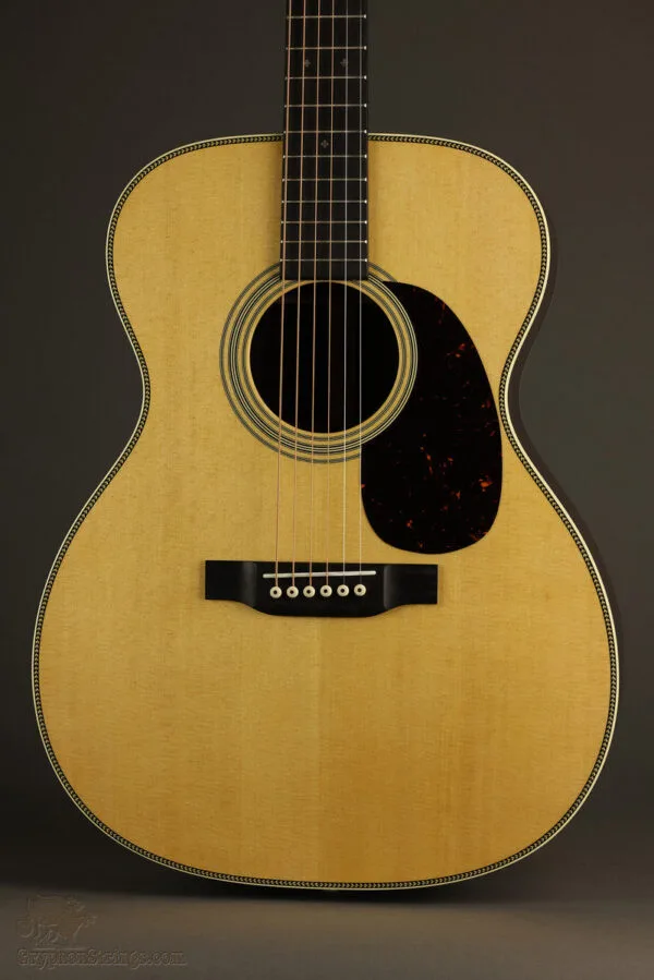 Martin 000-28 Steel String Acoustic Guitar – New