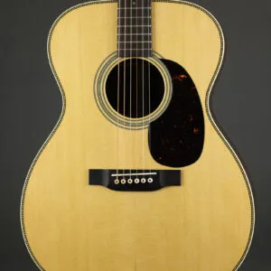 Martin 000-28 Steel String Acoustic Guitar – New