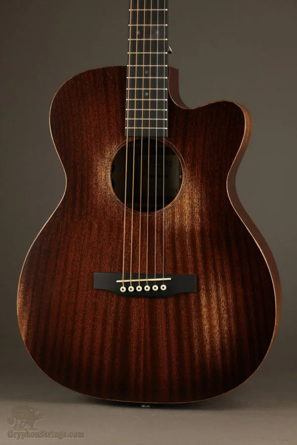 Martin 000CJRE StreetMaster Steel String Acoustic Guitar – New
