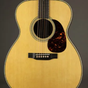 Martin Custom Shop M/0000 Grand Auditorium Body Steel String Acoustic Guitar – New
