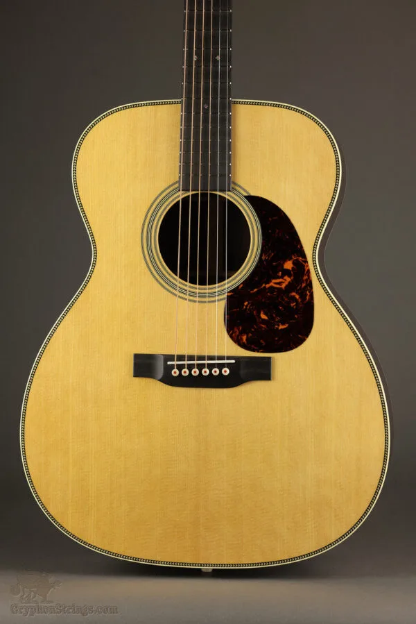 Martin Custom Shop M/0000 Grand Auditorium Body Steel String Acoustic Guitar – New