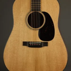 Martin D-18 Modern Deluxe Acoustic Guitar – New