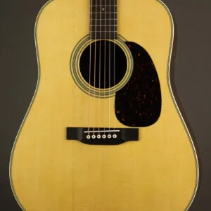 Martin D-28 Acoustic Guitar (2025) – New