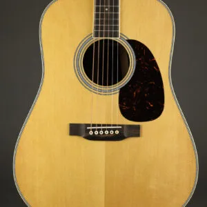 Martin D-35 Steel String Acoustic Guitar – New