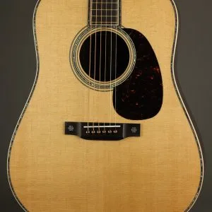 Martin D-42 Modern Deluxe Acoustic Guitar – New