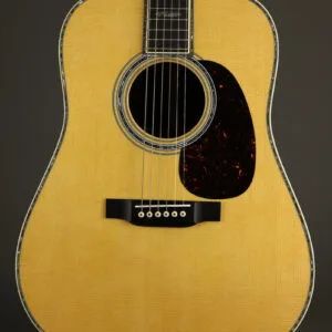 Martin D-45 Acoustic Guitar (2024 Model Reduced Price) – New