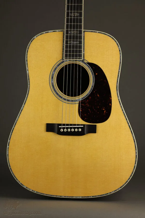 Martin D-45 Acoustic Guitar (2024 Model Reduced Price) – New