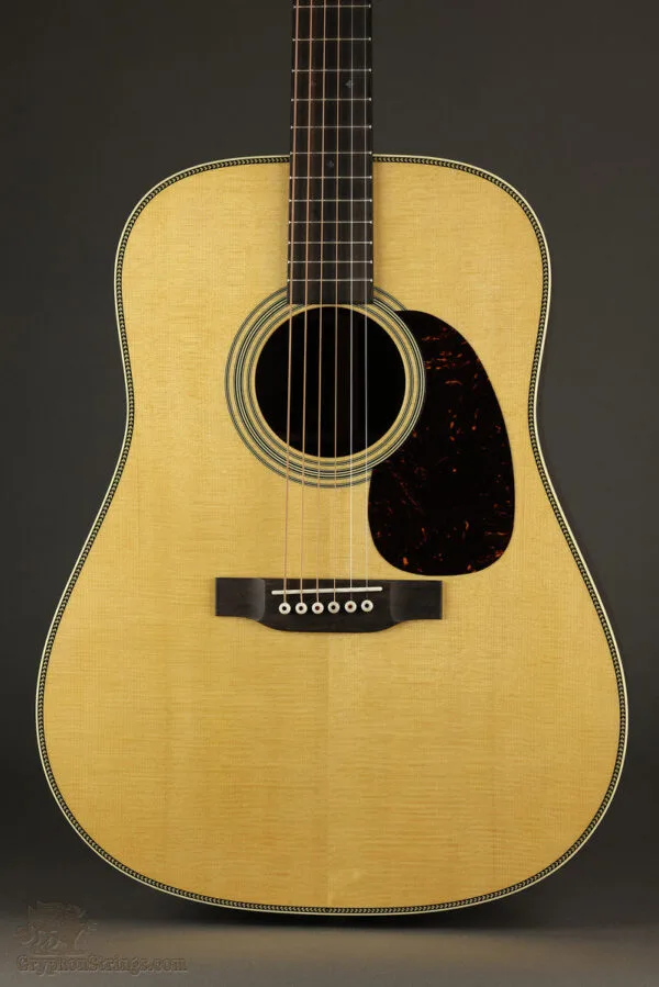 Martin HD-28 (2025) Steel String Acoustic Guitar – New