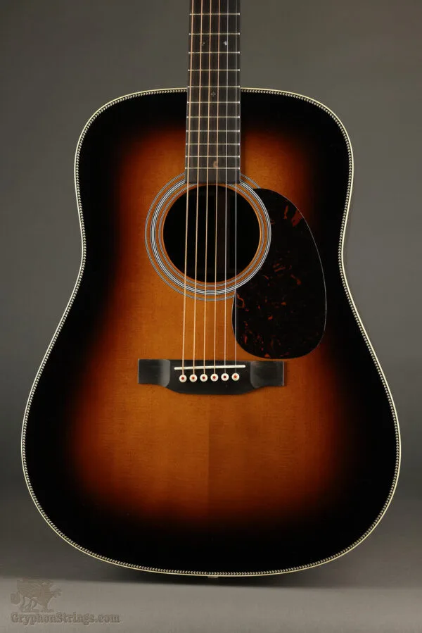 Martin HD-28 (2025) Sunburst Acoustic Guitar – New