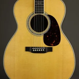 Martin J-40 Steel String Acoustic Guitar – New