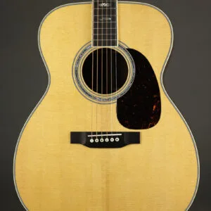 Martin J-40 Steel String Acoustic Guitar – New