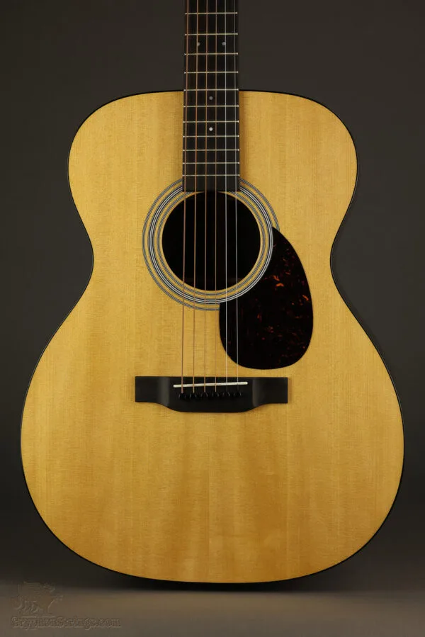 Martin OM-21 Acoustic Guitar – New