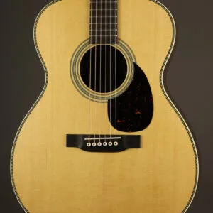 Martin OM-28 (2025) Steel String Acoustic Guitar – New