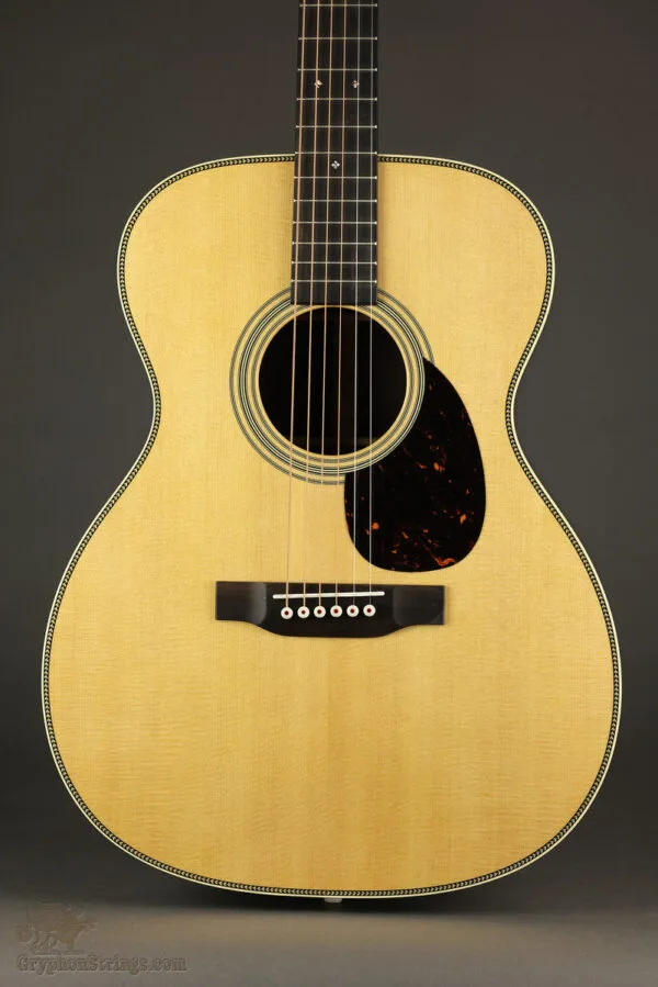 Martin OM-28 (2025) Steel String Acoustic Guitar – New
