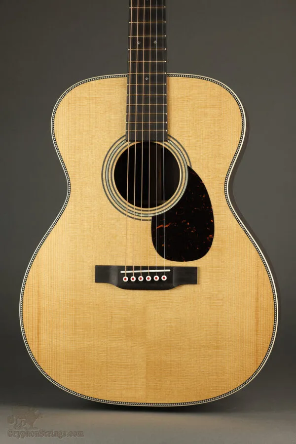 Martin OM-28 Modern Deluxe Steel Sting Acoustic Guitar – New