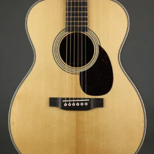 Martin OM-28 Modern Deluxe Steel Sting Acoustic Guitar – New