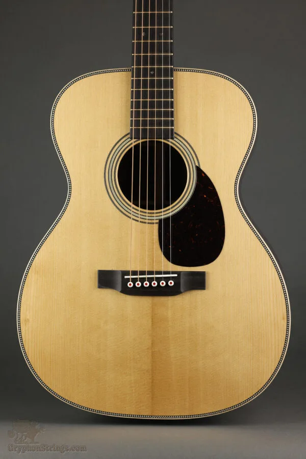 Martin OM-28 Modern Deluxe Steel Sting Acoustic Guitar – New