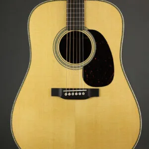 Martin Super HD-28 Steel String Acoustic Guitar – New