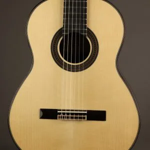New World P640S Spruce Classical Guitar – New