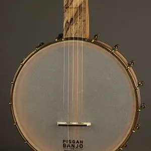 Pisgah Banjo Co. 11″ Appalachian Cherry Fretless 5-String – New