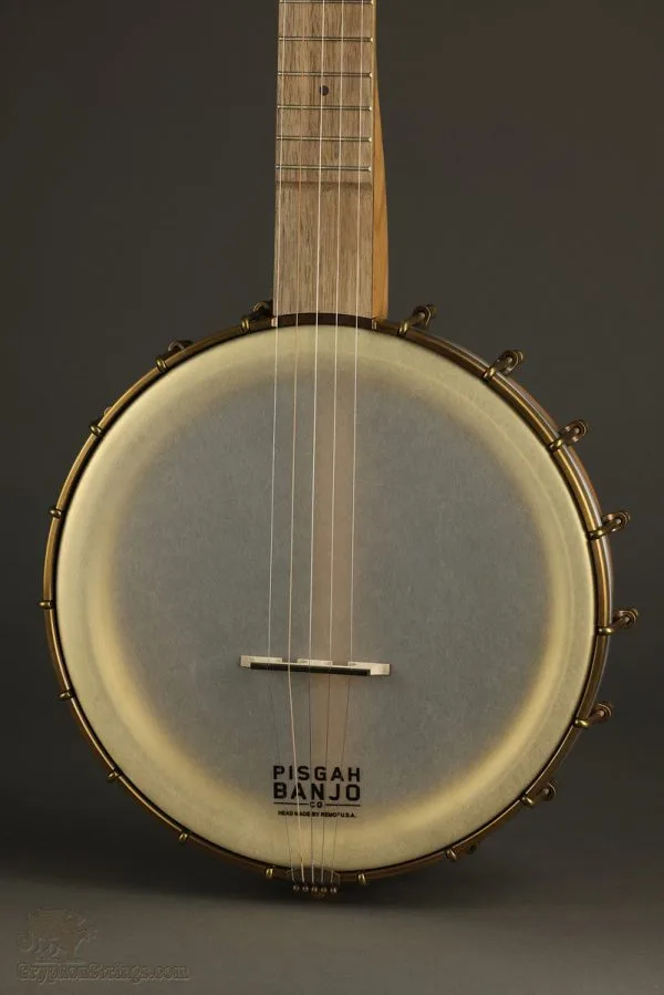Pisgah Banjo Co. 11″ Dobson Cherry Short Scale 5-String – New