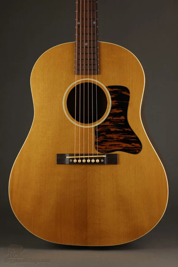 Pre-War Guitars Slope Shoulder Acoustic Guitar – New