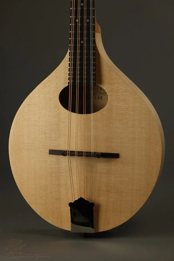 Red Valley EMD Mandola – New