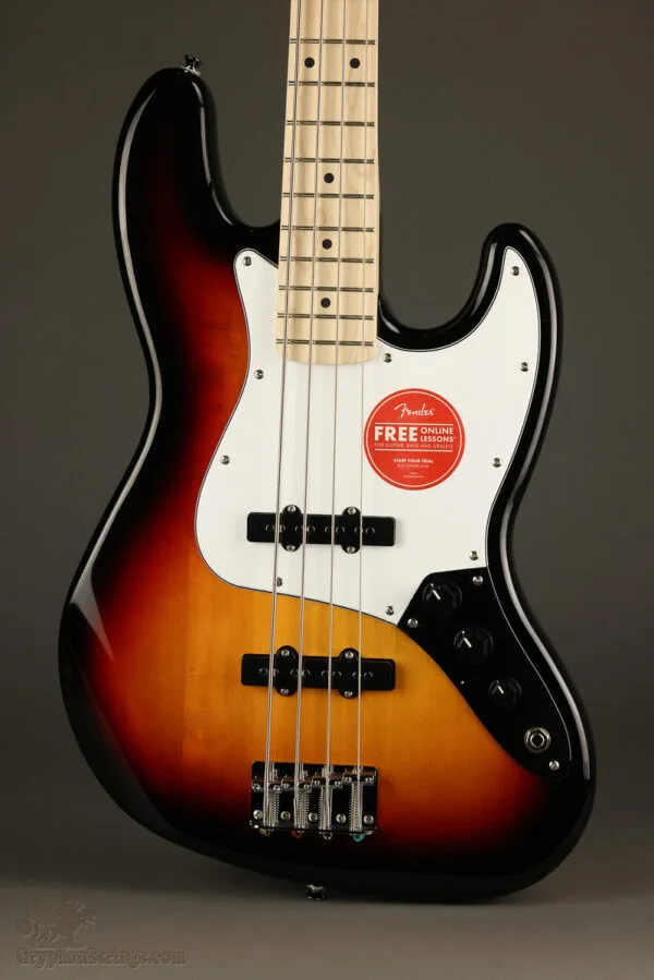 Squier Affinity Series® Jazz Bass®, Maple Fingerboard, White Pickguard, 3-Color Sunburst – New