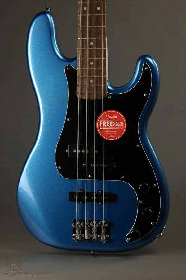 Squier Affinity Series™ Precision Bass® PJ, Laurel Fingerboard, Black Pickguard, Lake Placid Blue – New