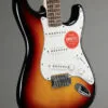 Squier Affinity Series™ Stratocaster®, Laurel Fingerboard, White Pickguard, 3-Color Sunburst – New