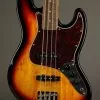 Squier Classic Vibe ’60s Jazz Bass®, Laurel Fingerboard, 3-Color Sunburst – New
