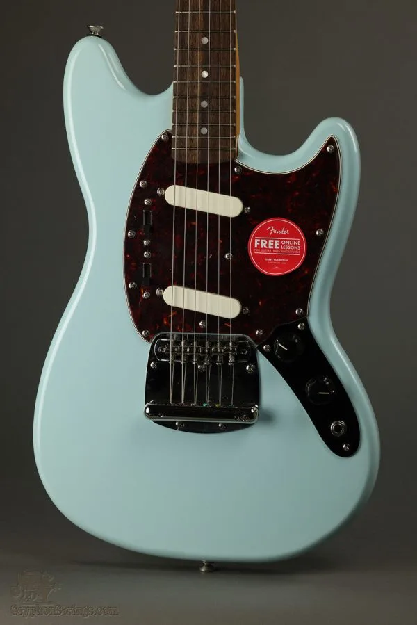 Squier Classic Vibe ’60s Mustang®, Laurel Fingerboard, Sonic Blue New