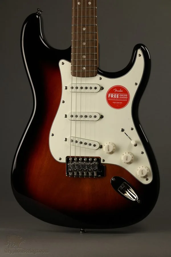 Squier Classic Vibe ’60s Stratocaster®, Laurel Fingerboard, 3-Color Sunburst New
