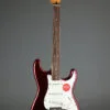 Squier Classic Vibe ’60s Stratocaster®, Laurel Fingerboard, Candy Apple Red – New