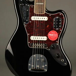 Squier Classic Vibe ’70s Jaguar®, Laurel Fingerboard, Black – New