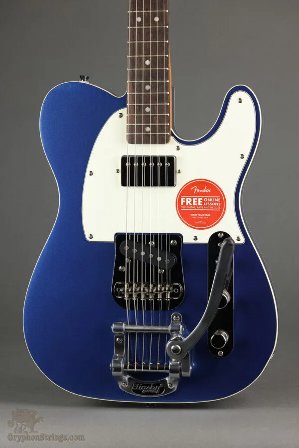 Squier Classic Vibe™ Custom Telecaster® SH with Bigsby, Parchment Pickguard, Lake Placid Blue – New