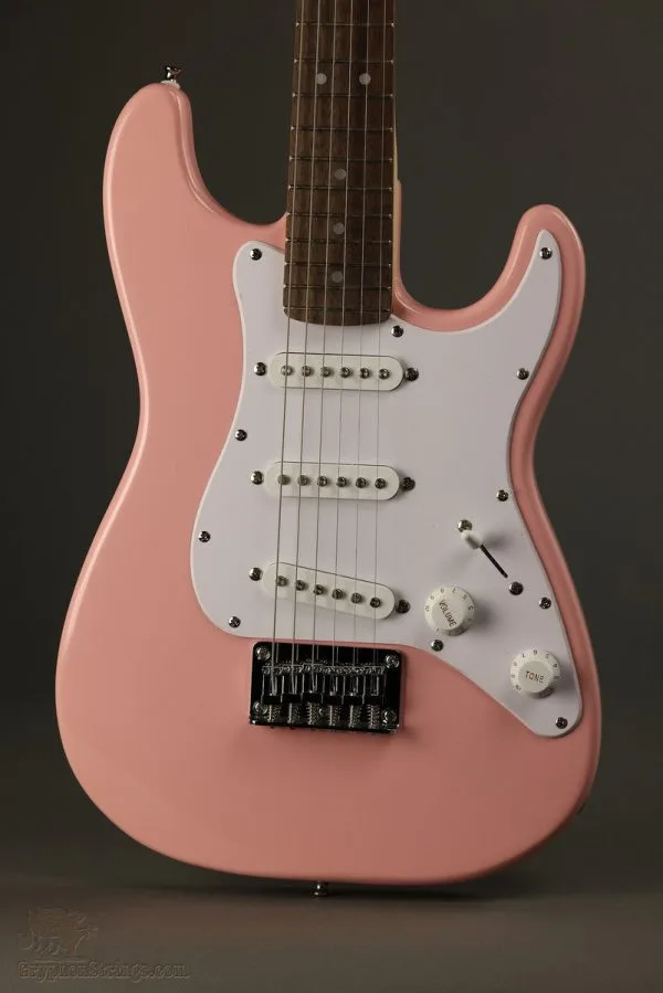 Squier Mini Stratocaster®, Laurel Fingerboard, Shell Pink – New