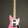 Squier Sonic™ Mustang® HH, Maple Fingerboard, White Pickguard, Flash Pink