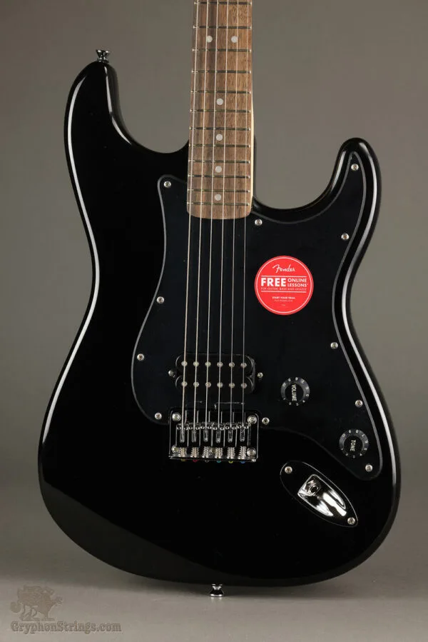 Squier Sonic® Stratocaster® HT H, Laurel Fingerboard, Black Pickguard, Black – New