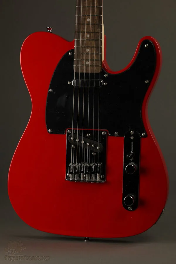 Squier Sonic™ Telecaster®, Laurel Fingerboard, Black Pickguard, Torino Red – New
